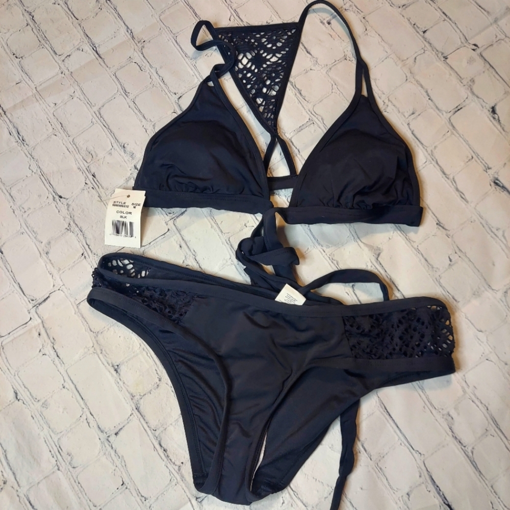 Black 2 pc Bikini With Lace Accents Size 8-10